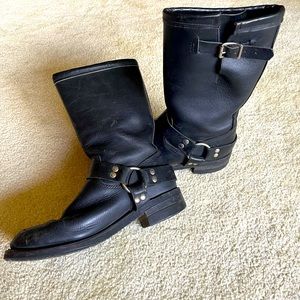 The Ultimate biker/ motorcycle boot! Quality leather, cool style
